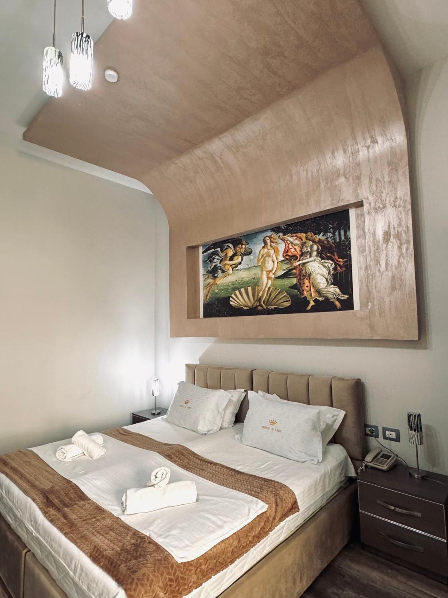 Prince Of Lake Hotel Shkoder Bagian luar foto