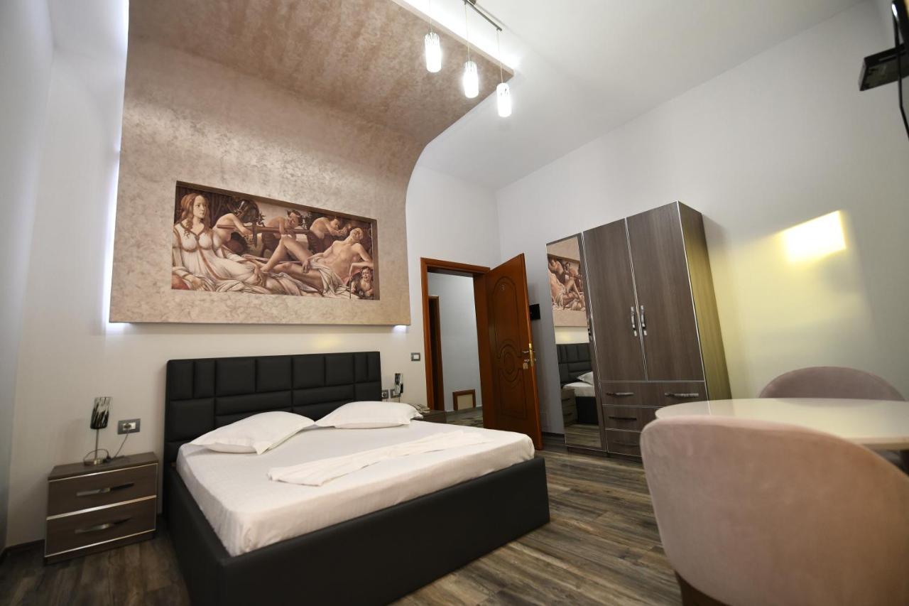 Prince Of Lake Hotel Shkoder Bagian luar foto